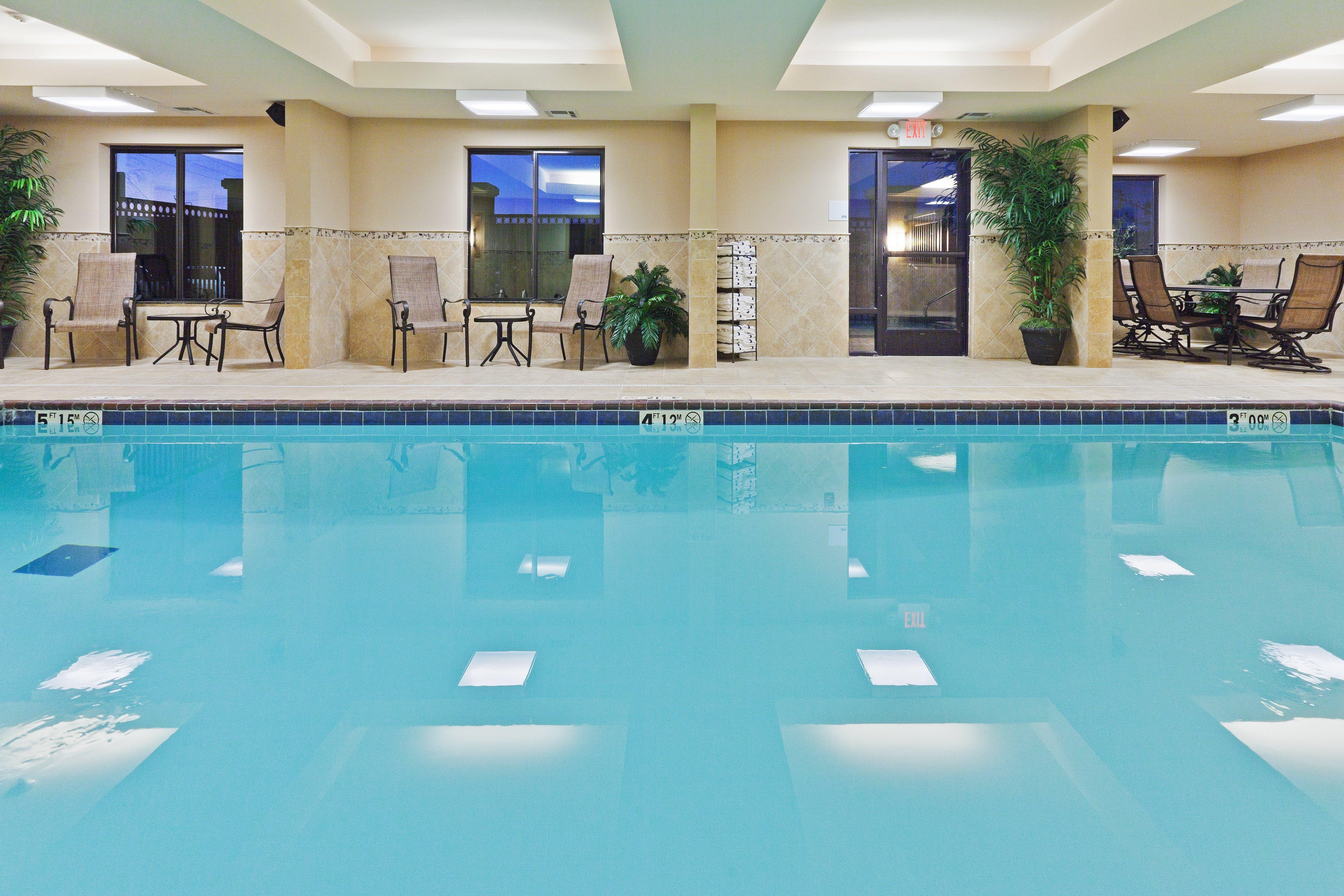 Holiday Inn Express & Suites Poteau By Ihg Exterior photo