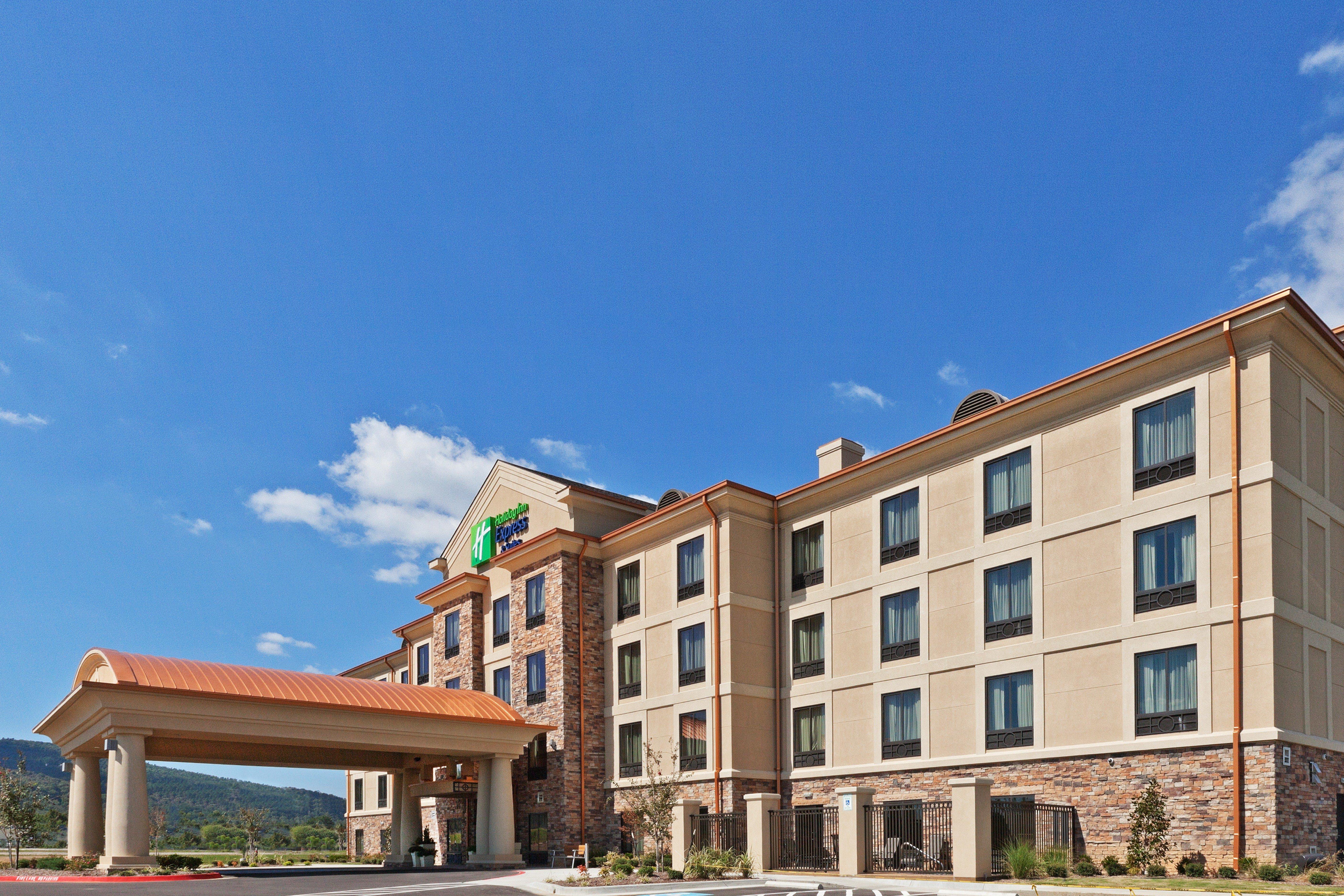 Holiday Inn Express & Suites Poteau By Ihg Exterior photo